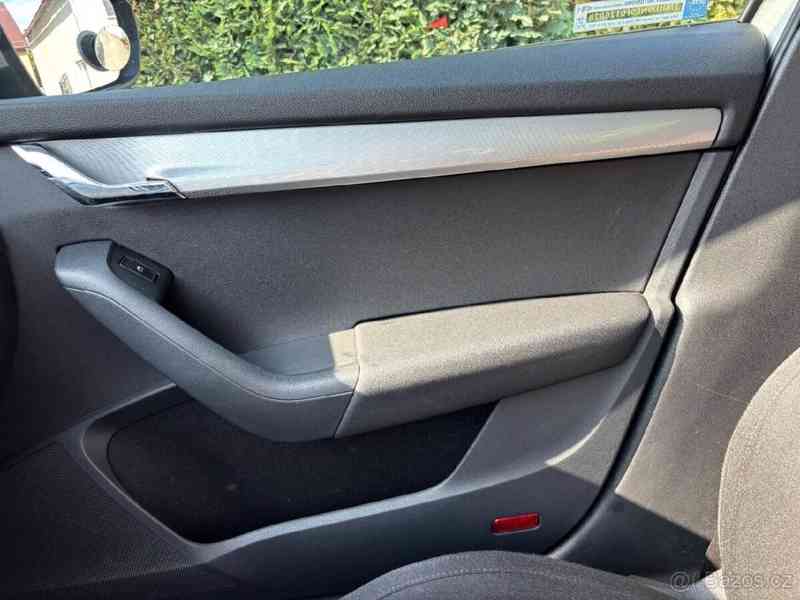 Škoda Octavia 2,0   TDI 110 kW Style - foto 3