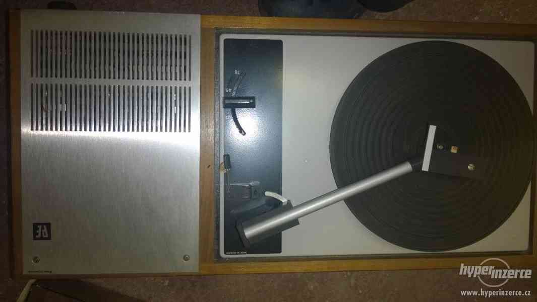 Gramofon PE musical 364 stereo - foto 1