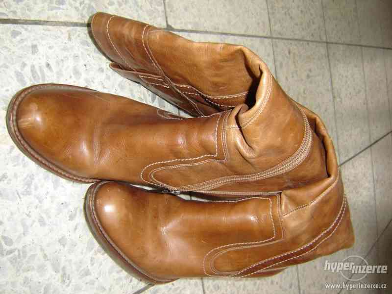 Vysoké kožené boty - foto 4