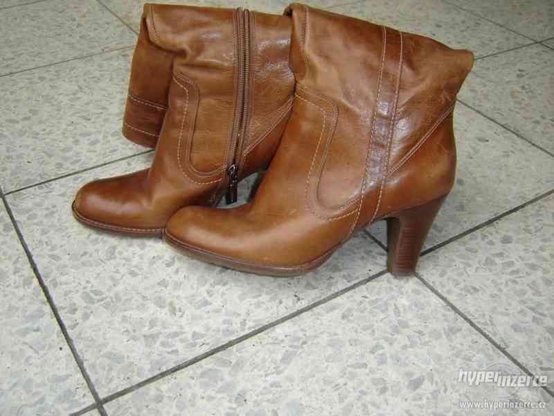 Vysoké kožené boty - foto 5
