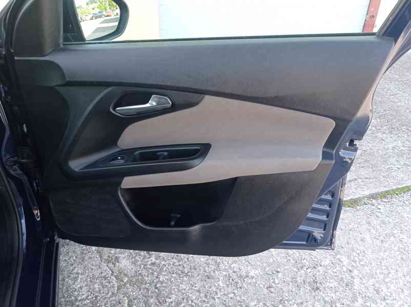 Fiat Tipo 1.6 MJTD 120PS/1maj/LOUNGE - foto 23