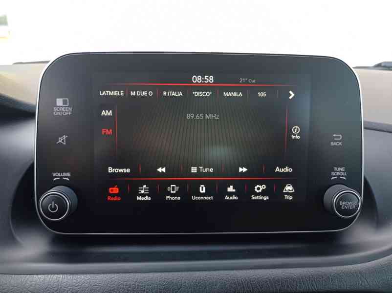 Fiat Tipo 1.6 MJTD 120PS/1maj/LOUNGE - foto 27