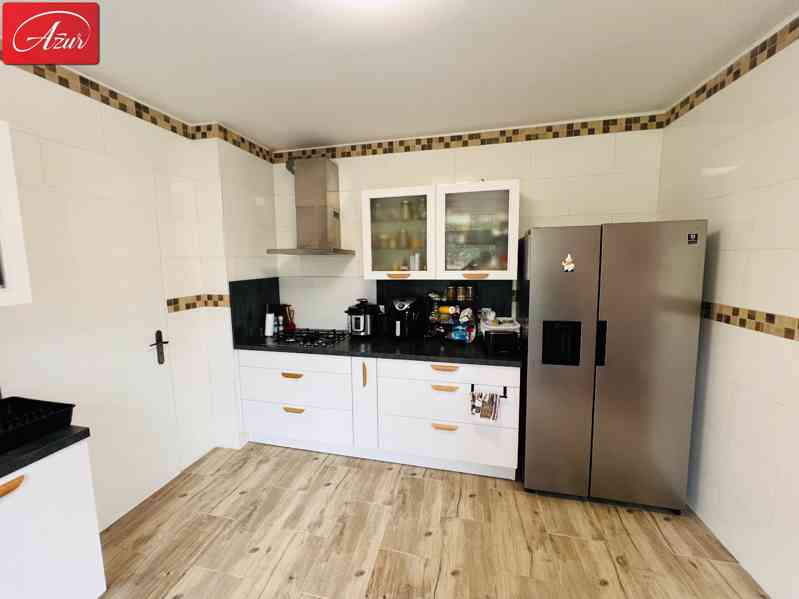 Skvělý rodinný dům 6+kk po kompletní rekonstrukci, Osek - foto 9