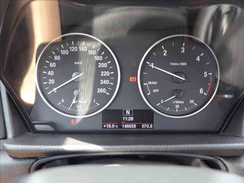 BMW Řada 2 1,5 216D ACTIVE TOURER, 1.MAJ - foto 12