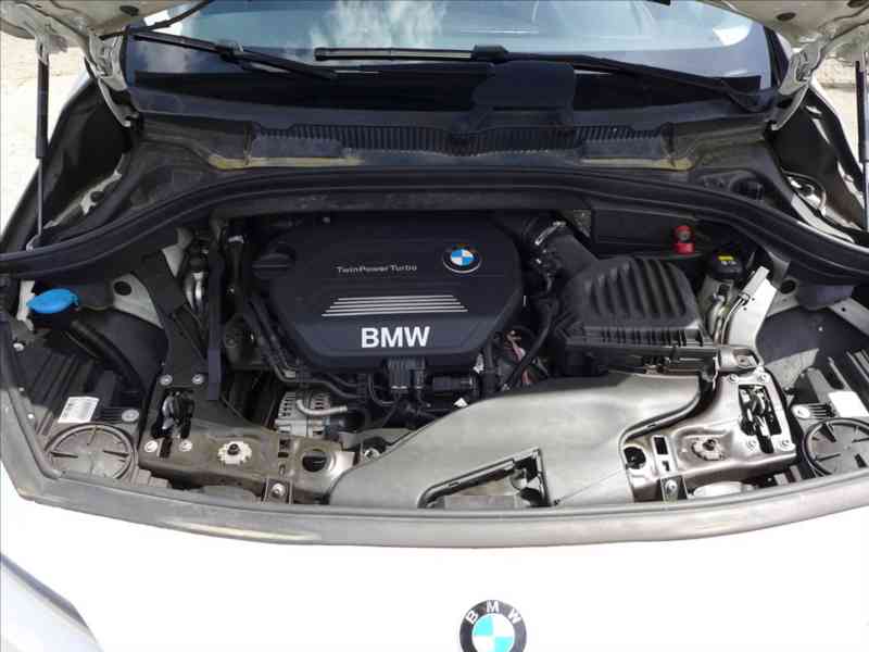 BMW Řada 2 1,5 216D ACTIVE TOURER, 1.MAJ - foto 20