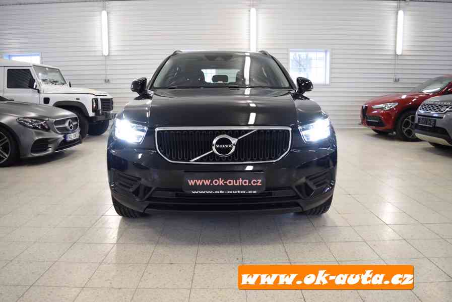 Volvo XC40 T2 MOMENTUM AUTOMAT-2021-DPH  - foto 8