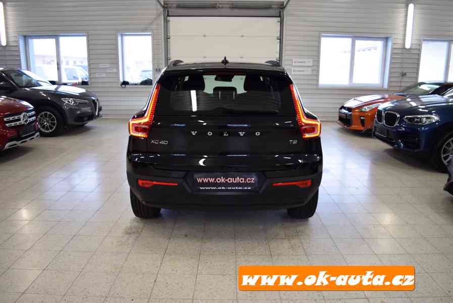 Volvo XC40 T2 MOMENTUM AUTOMAT-2021-DPH  - foto 4