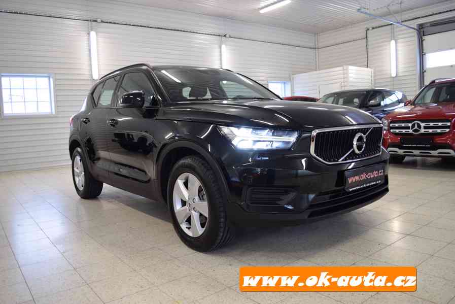 Volvo XC40 T2 MOMENTUM AUTOMAT-2021-DPH  - foto 7