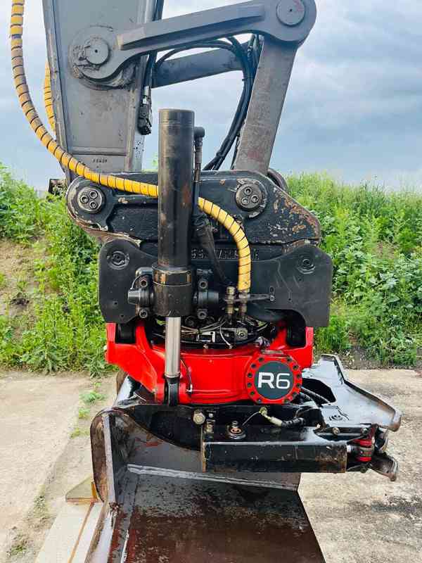 Pásové rypadlo Volvo EC220EL (Možnost leasingu) - foto 10