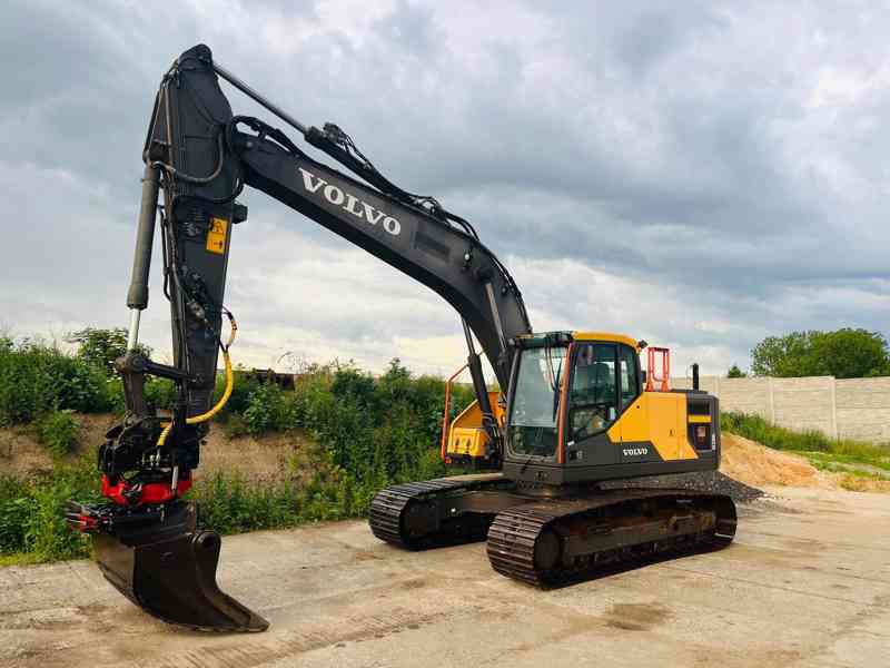 Pásové rypadlo Volvo EC220EL (Možnost leasingu) - foto 1