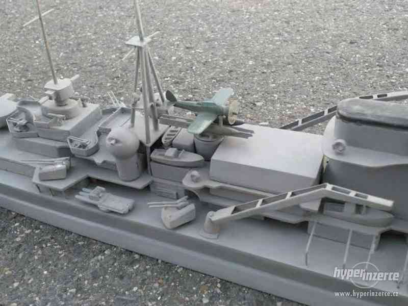 Prodej modelu válečné lodi - foto 4