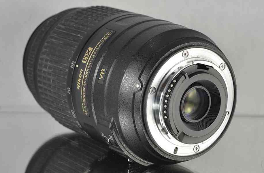 Nikon AF-S Nikkor 55-300mm f/4.5-5.6 G DX ED VR - foto 4