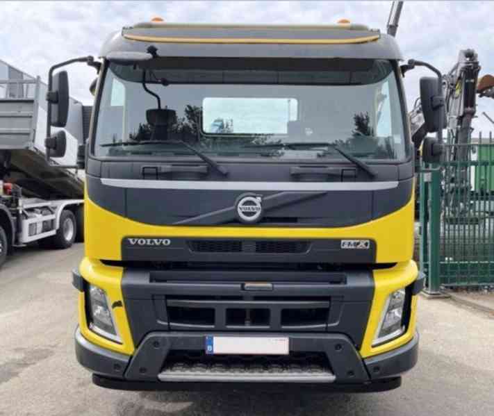 6x4 tahač Eur6 Volvo - foto 5