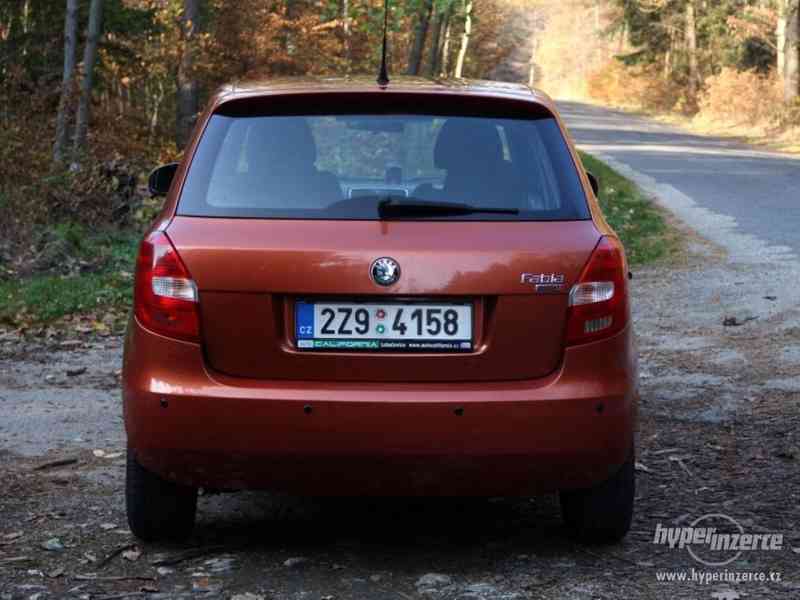 Škoda Fabia - foto 2