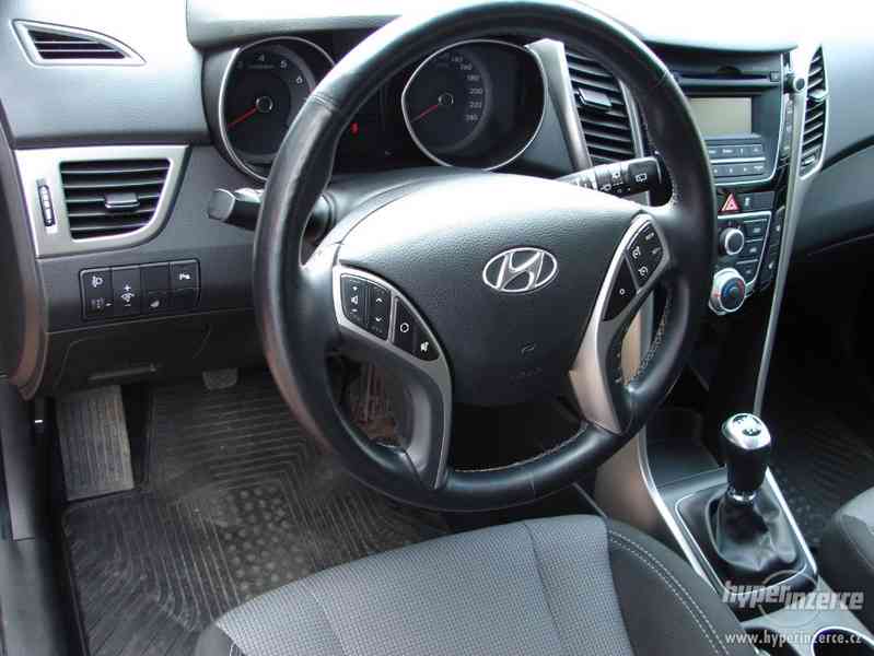 Hyundai i30 1.6i Combi r.v.2014 (88 kw)1.Maj.serv.kníž.ČR - foto 5