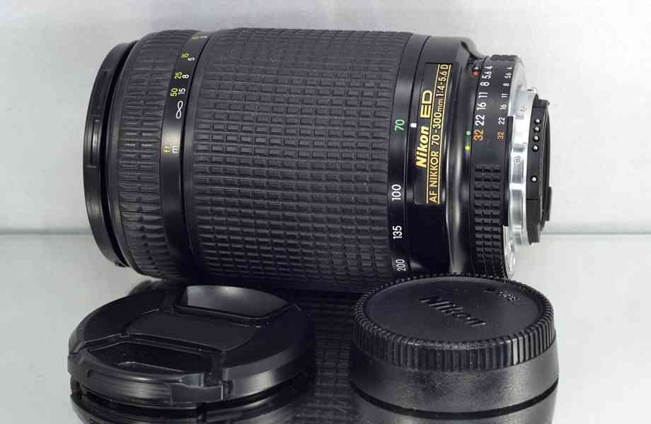 Nikon AF Nikkor 70-300mm 1:4-5.6 D ED FX TELE-ZOOM - foto 3
