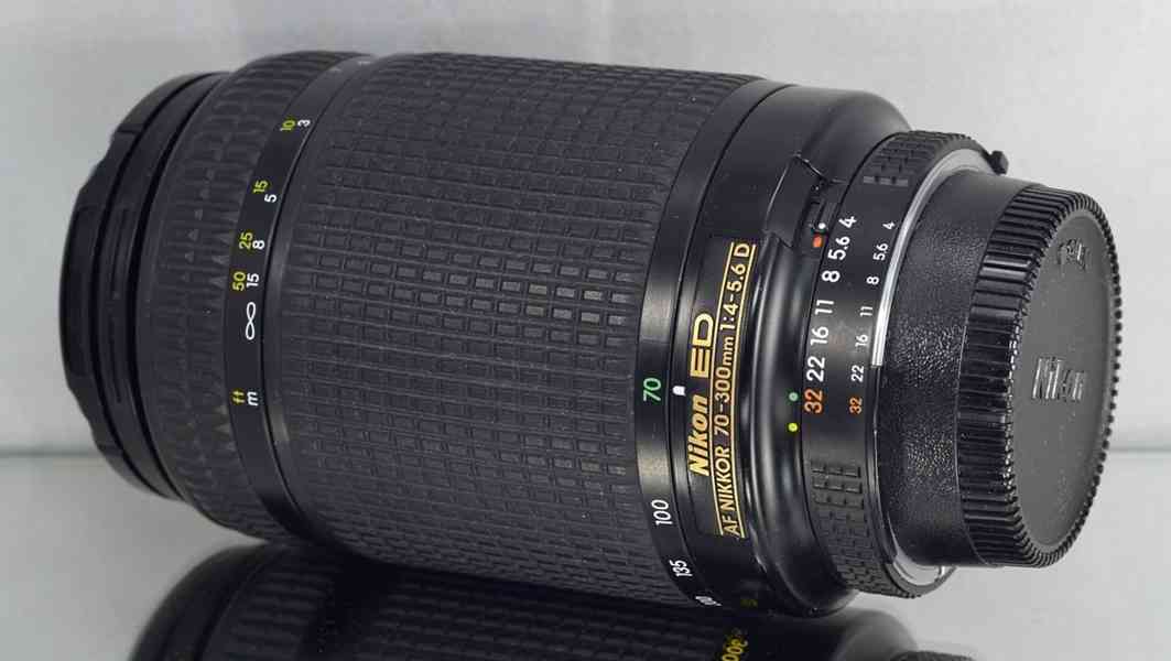 Nikon AF Nikkor 70-300mm 1:4-5.6 D ED FX TELE-ZOOM - foto 6