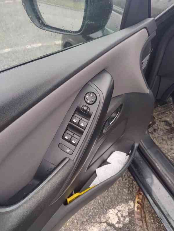 Citroën C4 Picasso 1,6   II - foto 14