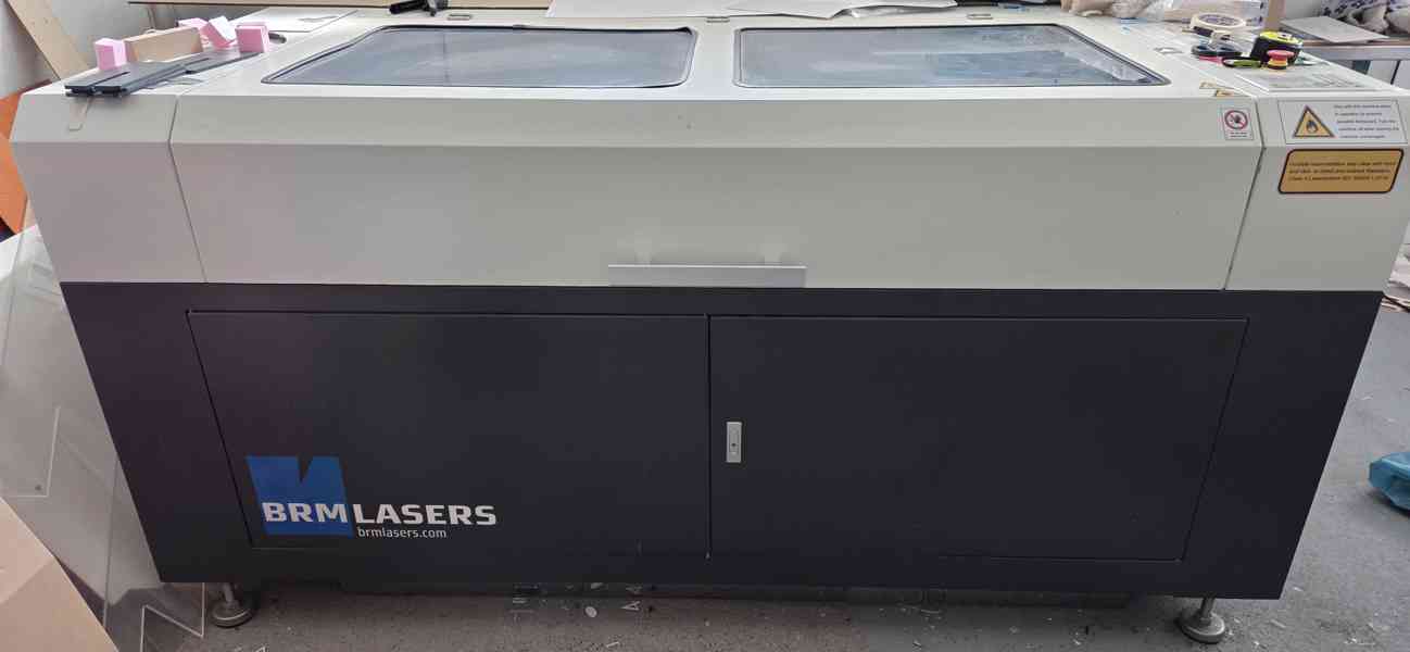 Prodám Laser CO2 značky BRM velikost prac.plochy 160x100cm - foto 3