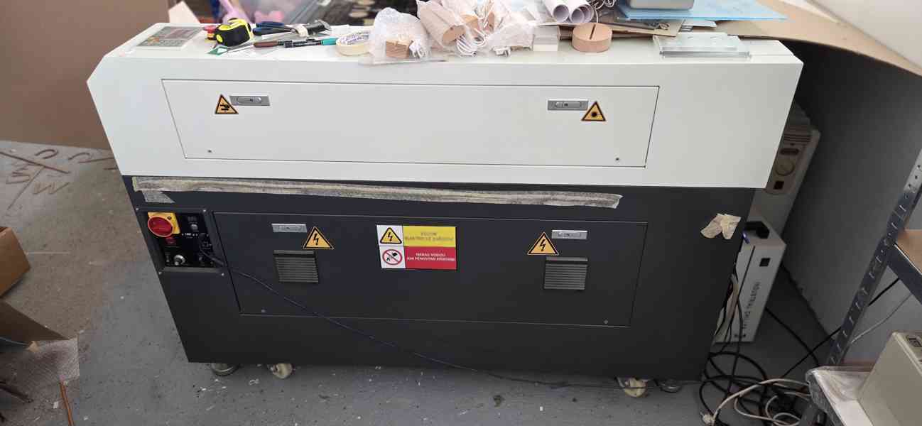 Prodám Laser CO2 značky BRM velikost prac.plochy 160x100cm - foto 7