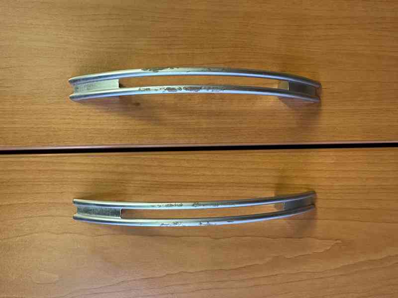 ! Výprodej kanceláře – Skříň policová dvéřová 192×80 3800Kč - foto 3