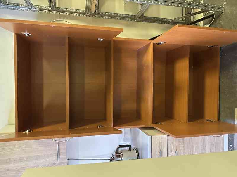 ! Výprodej kanceláře – Skříň policová dvéřová 192×80 3800Kč - foto 4