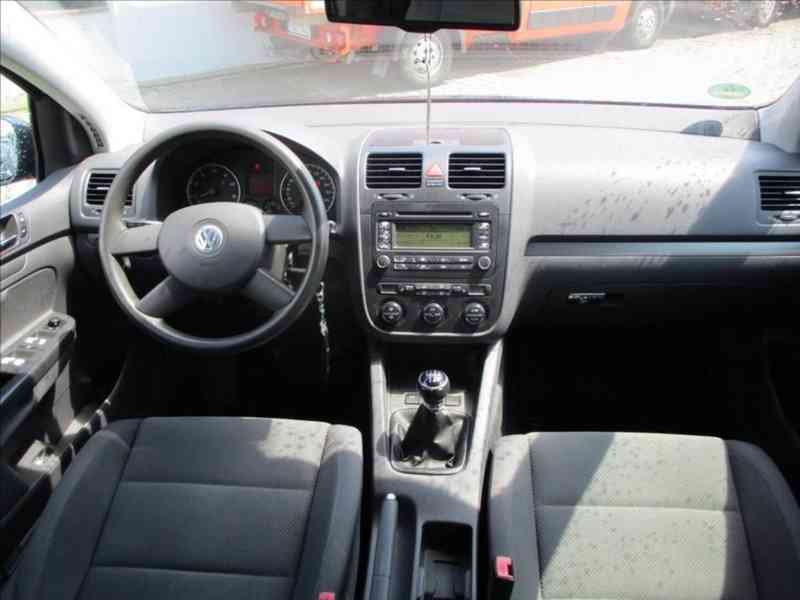 Volkswagen Golf 1,4 16V - foto 5