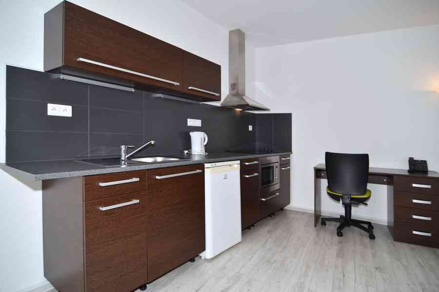 Pronájem bytu 3+kk v Brně,140 m2, s terasou  - foto 2