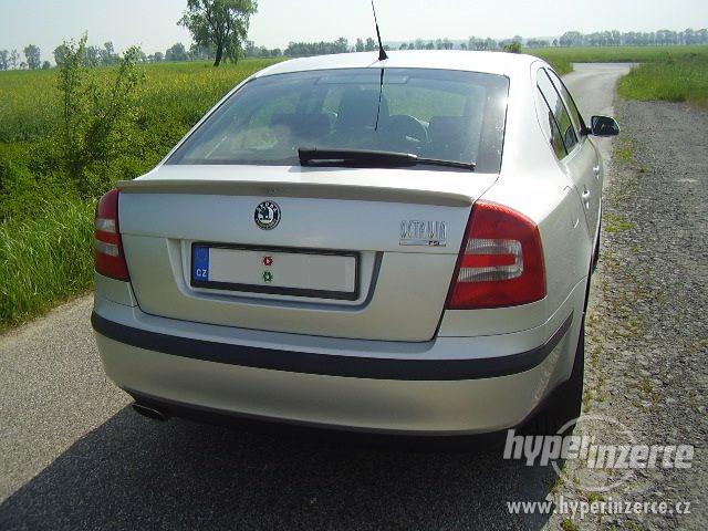 ŠKODA Octavia II 1,6 FSi 85kW ELEGANCE - foto 5