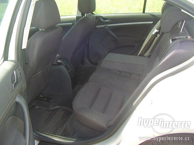 ŠKODA Octavia II 1,6 FSi 85kW ELEGANCE - foto 7