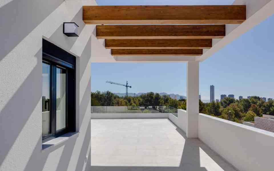 Španělsko luxusní moderní vila Sierra Cotina - foto 32