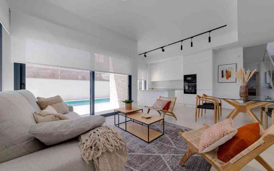 Španělsko luxusní moderní vila Sierra Cotina - foto 14