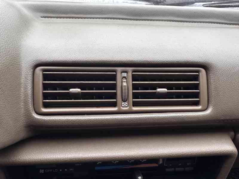 Toyota Celica 2.0 16V GT-i Klima Twin Cam - foto 28