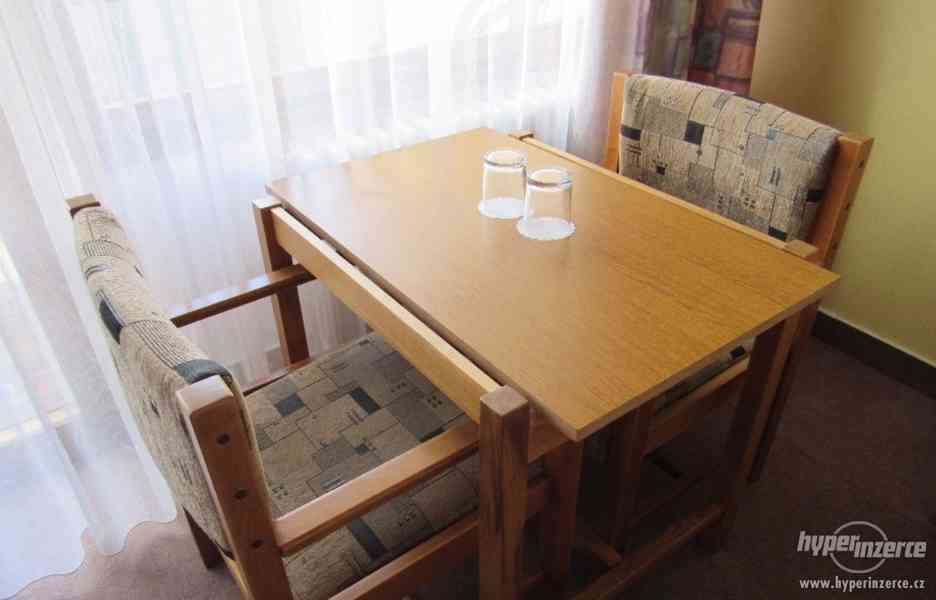 Starší nábytek vhodný do hotelu nebo ubytoven - foto 3