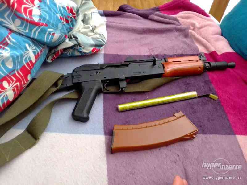 AK-47 - foto 2