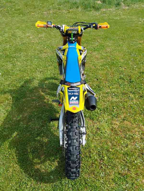 Suzuki RM-Z 450 - foto 14