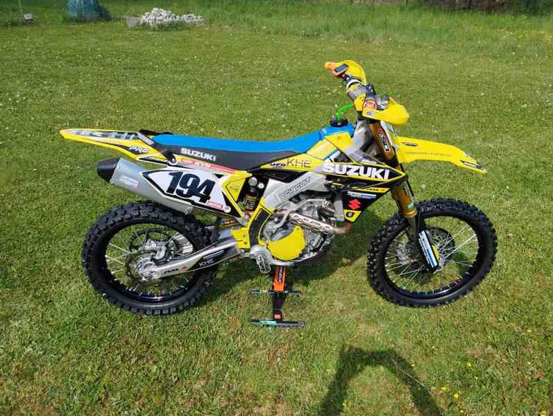Suzuki RM-Z 450 - foto 9
