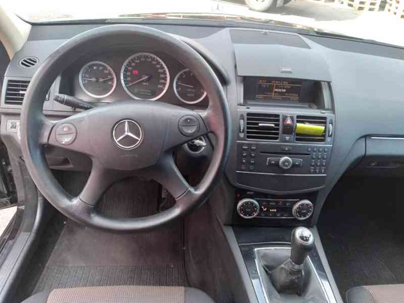 MERCEDES BENZ C 200 CDI  KLIMA - foto 23