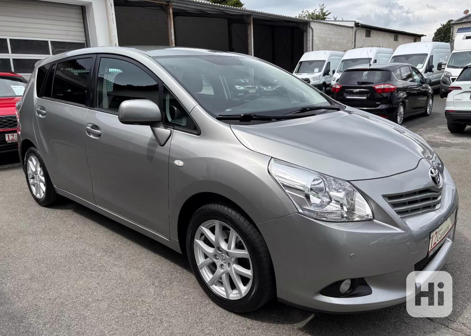 Toyota Verso 1.8i Travel benzín 108kw - foto 1