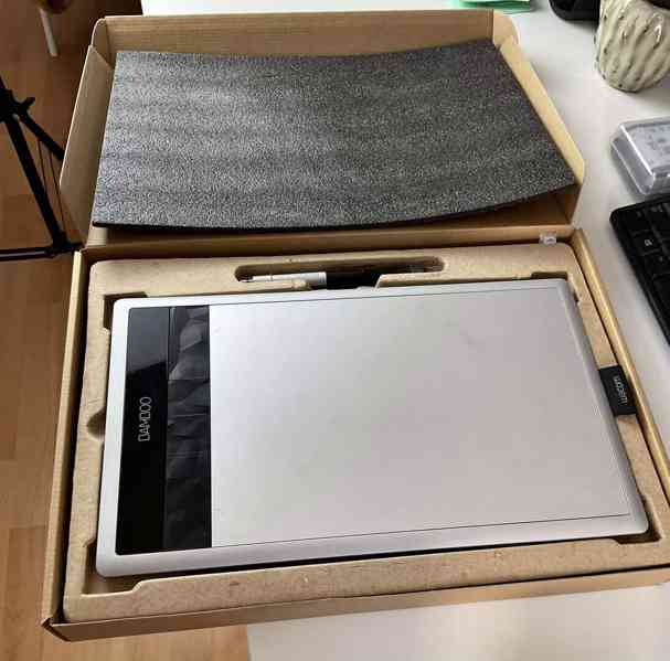 Grafický tablet wacom bamboo CTH 670