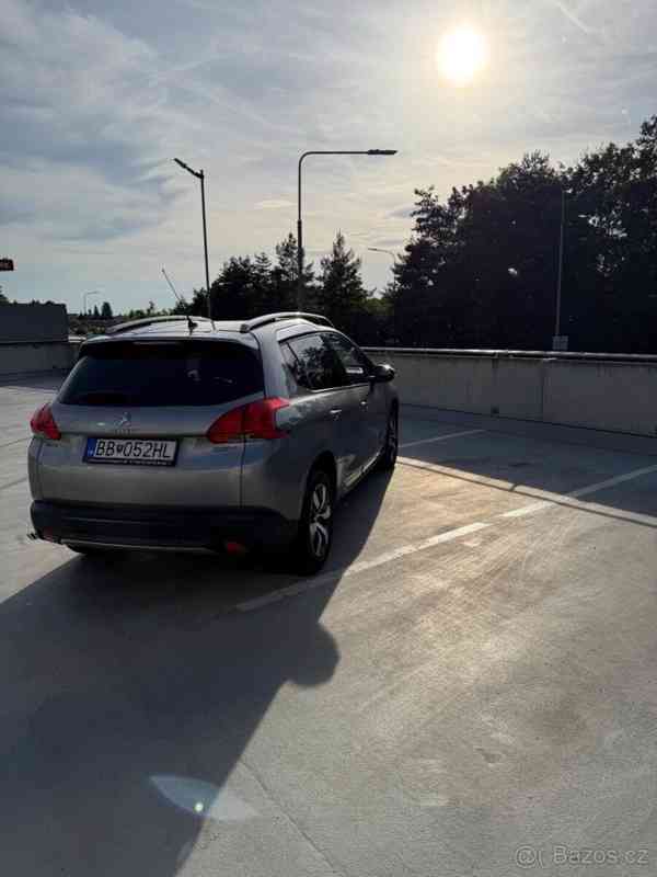 Peugeot 2008 1,2 PureTech 81 kW, manuál - foto 7
