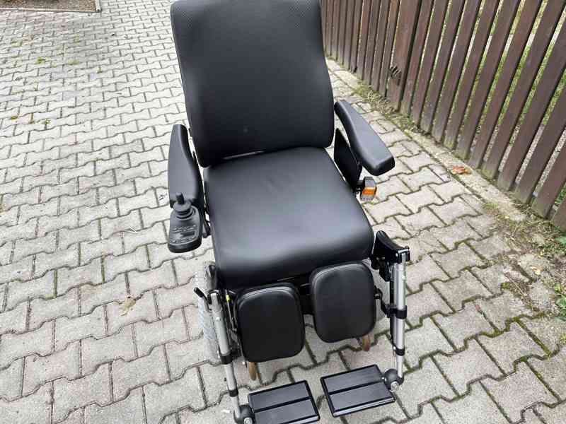 Elektrický invalidní vozík - foto 2