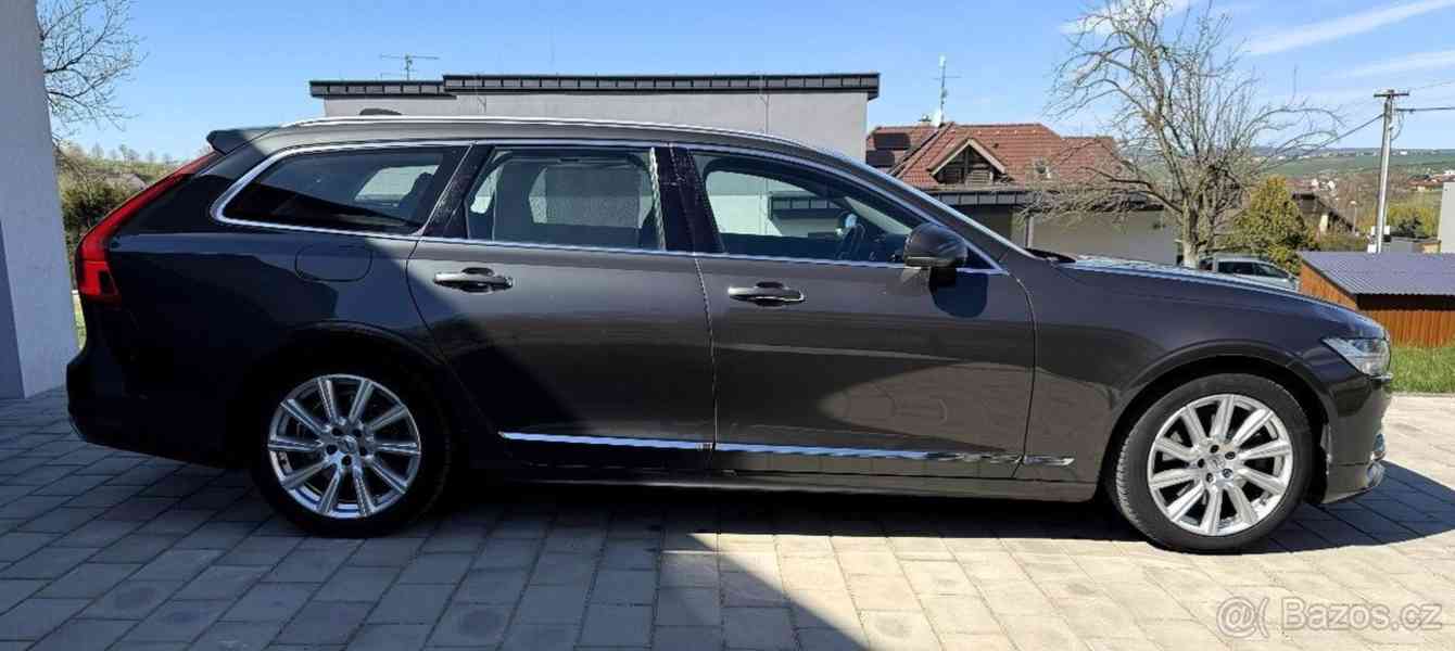 Volvo V60 2,0   D5 AWD 173kW INSCRIPTION-DPH-N - foto 2