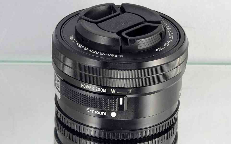 Sony E 16–50 mm F3,5–5,6 OSS PZ - foto 6