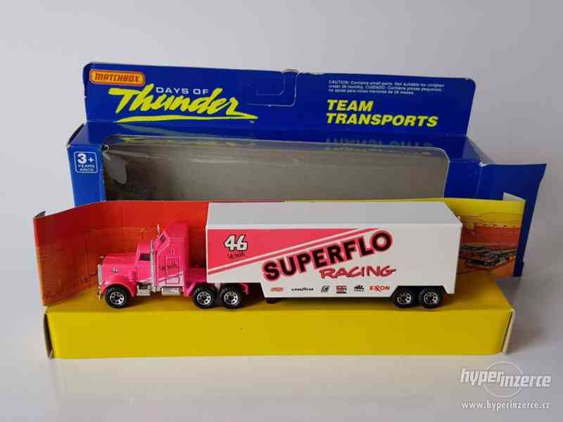 Matchbox Convoy Kenworth Box Truck Superflo Racing - foto 5