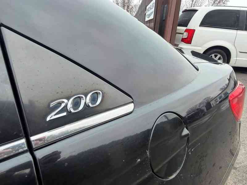 Chrysler 200 2,4L DOHC VVT Touring 2012 - foto 7