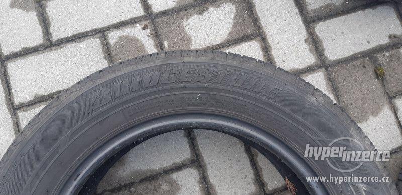 Letní pneu Bridgestone 185/65 R15 - foto 1