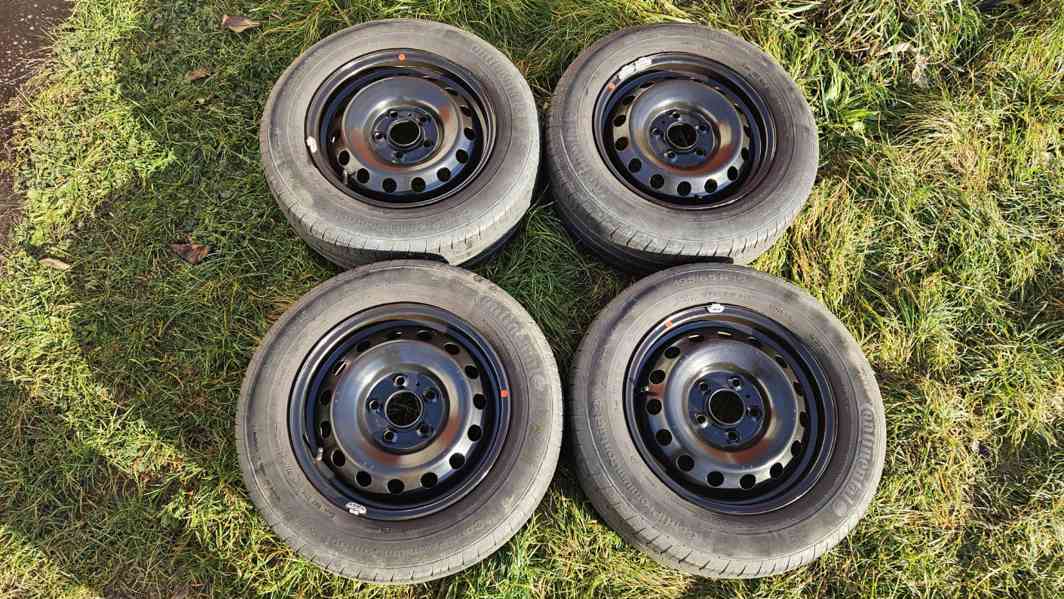 Hyundai ix20 Kia Venga letní kola 195/65R15 disky 6Jx15 ET48 - foto 2