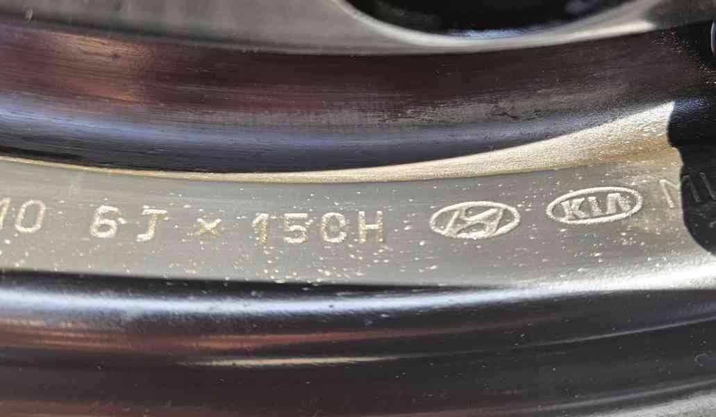 Hyundai ix20 Kia Venga letní kola 195/65R15 disky 6Jx15 ET48 - foto 4