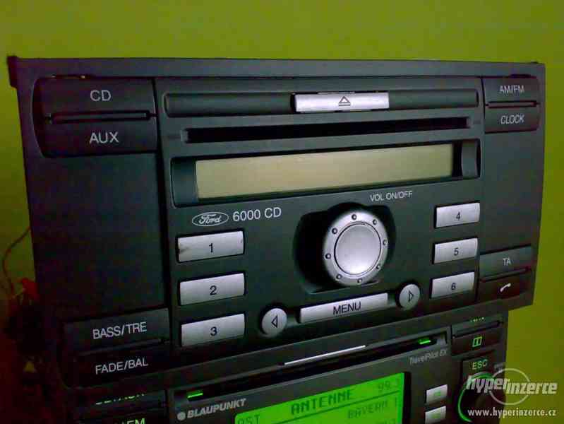 Ford Orig. Autorádio CD + MP3. - foto 1